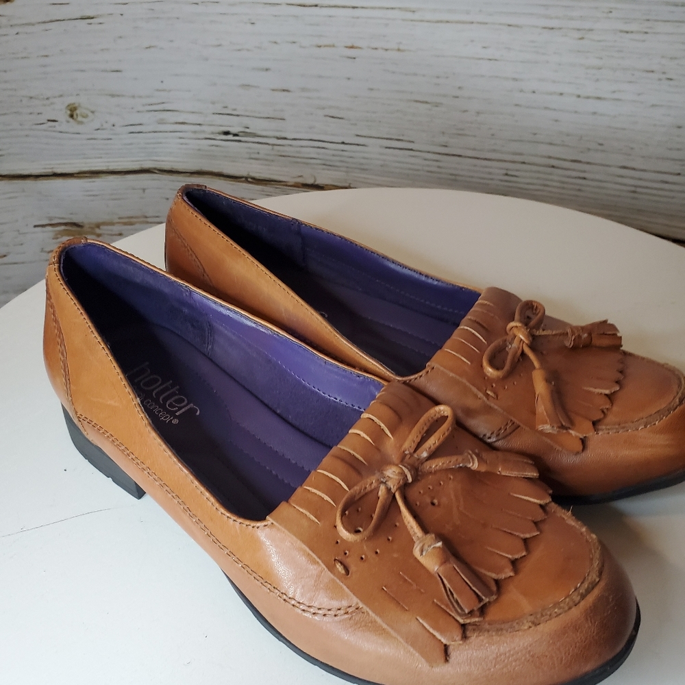 Hotter tasseled leather loafer light brown Shipley